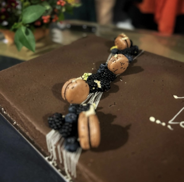entremet-chocolat-pivoine-gourmandises-boutique